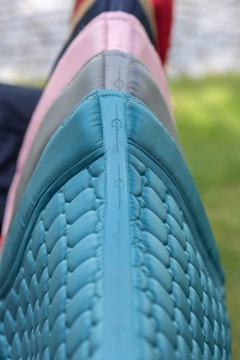 COVALLIERO 23SS Универсальная подседельная подушка SaddlePad