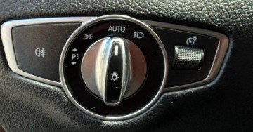 Mercedes Klasa E W213 Kombi 2.0 220d 194KM 2020 Mercedes-Benz Klasa E 4 Matic Automat Led Parktronic Kamera Navi Vir, zdjęcie 24