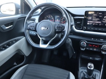 Kia Stonic I Crossover 1.0 T-GDI 100KM 2020 Kia Stonic 1.0 T-GDI, Salon Polska, Serwis ASO, zdjęcie 6