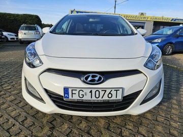Hyundai i30 II Hatchback 3d 1.4 100KM 2014 Hyundai i30 1,4 benzyna 100KM FIFA World Cup Editi, zdjęcie 13