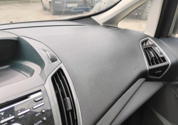 Ford C-MAX II Minivan 1.0 EcoBoost 125KM 2013 Ford C-MAX 2013r, 1.0 Benzyna. Delikatnie przetarty lewy bok. Jezdzi., zdjęcie 17