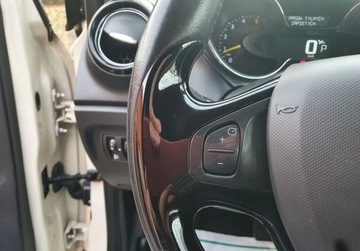 Renault Captur I Crossover 1.5 dCi 90KM 2014 Renault Captur Kamera cofania Hands Free GetHelp 1.5 Diesel 90KM, zdjęcie 17