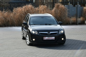 Opel Vectra C Kombi 2.8 V6 turbo ECOTEC 250KM 2008 Opel Vectra 2.8 250KM Manual 2008r. Skóra, zdjęcie 20