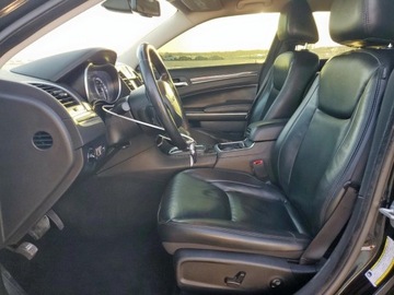 Chrysler 300C II 2021 Chrysler 300 Touring 2021 3.6l 3.6 Benzyna 292KM, zdjęcie 7