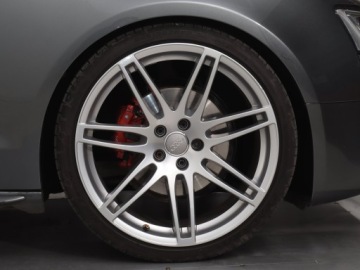 Audi A5 8T Coupe Facelifting 2.0 TDI 177KM 2011 Audi A5 2.0 TDI, 174 KM, Skóra, Navi, Xenon, zdjęcie 14