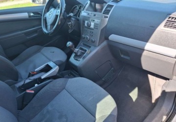 Opel Zafira B 1.6 Twinport ECOTEC 105KM 2007 Opel Zafira Opel Zafira 1,6 LPG Tarnow 1.6 BenzynaLPG 105KM, zdjęcie 13