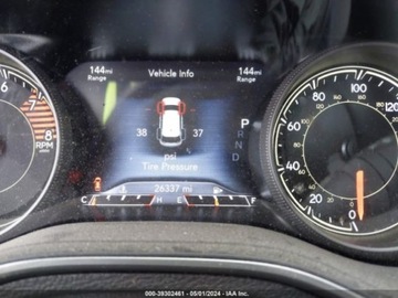 Jeep Cherokee V 2022 Jeep Cherokee Latitude Lux 2022 3.2l 3.2 Benzyna 271KM, zdjęcie 11