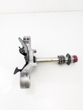 НИЖНЯЯ ПОЛКА YAMAHA R1 RN12 04-06