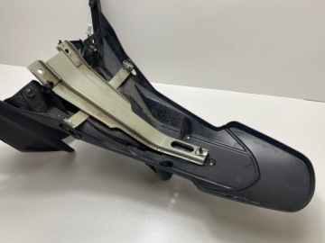 APRILIA SR MOTARD / NEW PIAGGIO TYPHOON 18R+ ДЕРЖАТЕЛЬ ЩИТКА СТЕКЛООЧИСТИТЕЛЯ