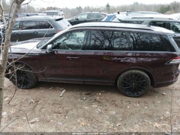 Lincoln Aviator 2023 Lincoln Aviator Black Label 2023 3.0 Benzyna 400KM, zdjęcie 2