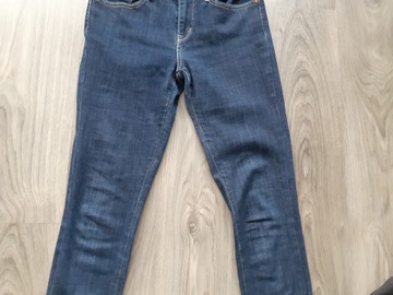 LEVIS-SUPER SPODNIE 27/32 Z16