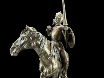 Статуэтка Скульптура Статуэтка ДОН КИКСТ НА ЛОШАДЕ ВЕРОНЕСЕ (WU76512A4)