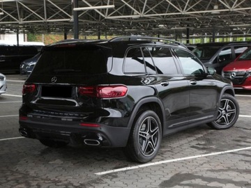Mercedes GLB SUV 1.3 200 163KM 2024 MERCEDES-BENZ GLB 200 AMG Line Suv 1.3 (163KM) 2024, zdjęcie 3