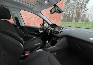 Peugeot 208 I Hatchback 5d Facelifting 1.2 PureTech 82KM 2015 Peugeot 208 Klima Bluetooth Alu Gwarancja w cenie Warszawa VFVV 1.2 82KM, zdjęcie 6