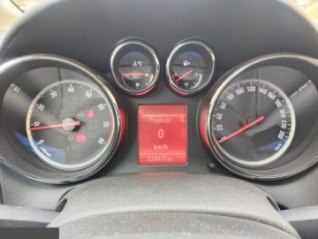 Opel Astra J Hatchback 5d 1.4 Turbo ECOTEC 140KM 2012 Opel Astra 1.4 Turbo 140KM 2012r Bogate wyposażenie, zdjęcie 15