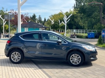 DS 4 I Hatchback (Citroen) 1.6 VTi 120KM 2011 Citroen DS4 1.6 BENZYNA 120KM Zadbany 1.6 Benzyna 120KM, zdjęcie 9