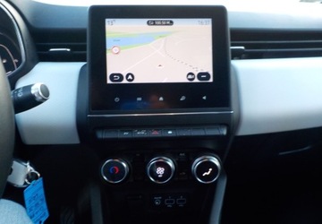 Renault Clio V Hatchback 5d Hybrid 1.6 E-TECH 140KM 2021 Renault Clio Okazja 1.6 Hybryda 140KM, zdjęcie 31