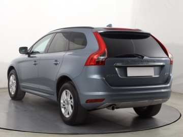 Volvo XC60 I SUV Facelifting 2.0 D3 DRIVE-E 150KM 2017 Volvo XC60 D3, Salon Polska, Automat, Klima, zdjęcie 3