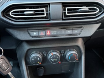 Dacia Sandero III Hatchback 5d 1.0 TCe 90KM 2023 Dacia Sandero 1.0 benzyna 91 KM zarej w PL przebieg 8458 km mozliwa za, zdjęcie 14