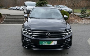 Volkswagen Tiguan II SUV Facelifting 2.0 TDI 200KM 2022 Volkswagen Tiguan 2,0 TDI 200 KM 4x4 R-LINE HEDA UP MATRIX Kamera 360 Nawi, zdjęcie 10