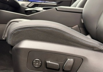 BMW Seria 5 G90-91 2025 BMW Seria 5 I wlasciciel M Pro Hak Gwarancja Bezwypadkowy FVAT23, zdjęcie 29