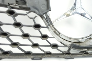 СНЯТИЕ РЕШЕТКИ MERCEDES E COUPE W238 A238880400