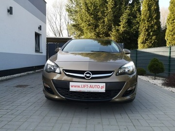 Opel Astra J Hatchback 5d Facelifting 1.6 Twinport ECOTEC 115KM 2013 Opel Astra 1,6 16v 116KM Klima LIFT Isofix Ledy, zdjęcie 1