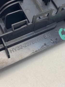 LAND ROVER DISCOVERY PANEL PŘEPÍNAČŮ ŘÍZENÍ HY32-237B66-EEW