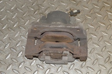 BMW 5 F10 520D 2011 RHD PŘEDNÍ LEVÝ TŘMEN BRZDOVÝ Z BOK