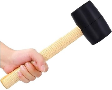 GUMOWY MŁOTEK DO WBIJANIA PARAWANÓW , ŚLEDZI 26CM