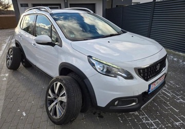Peugeot 2008 I SUV Facelifting 1.6 BlueHDi 120KM 2017 Peugeot 2008 Swiezo sprowadzony Ubezpieczony Zarejestrowany 1.6 Diesel, zdjęcie 1
