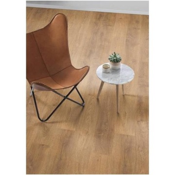 Panele Podłogowe Dąb Punata EGGER EPL131 AC5 2m2