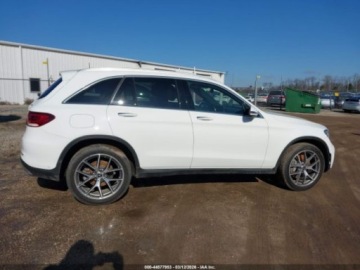 Mercedes GLC C253 2020 Mercedes-Benz GLC 300 4Matic 2020 2.0 Benzyna 255KM, zdjęcie 6