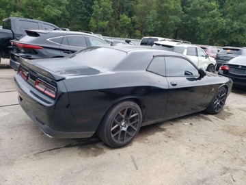 Dodge Challenger III 2016 Dodge Challenger RT Scat Pack 2016 6.4l 6.4 Benzyna 485KM, zdjęcie 3