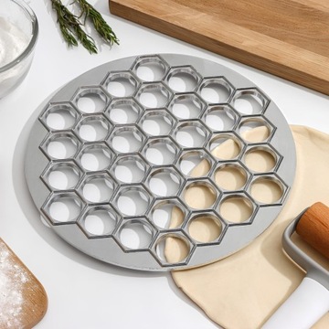 РЕЗКА ДЛЯ ПЕЛЬЦЕВ УША НА 37 КУСКОВ РАВИОЛИ