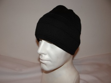 ПРОХЛАДНАЯ ШЕРСТЯНАЯ ЗИМНЯЯ ШАПКА