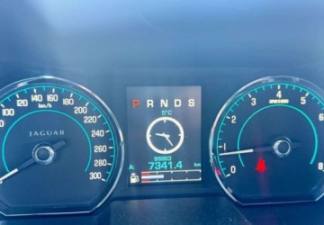 Jaguar XF I Sedan Facelifting 3.0 340KM 2013 Jaguar XF Jaguar XF 3.0 T Luxury 3.0 Benzyna 340KM, zdjęcie 20