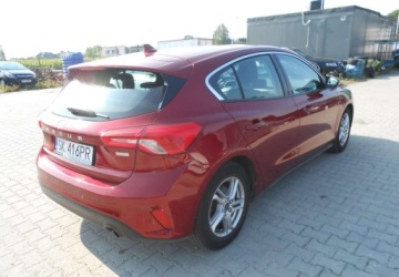 Ford Focus III Hatchback 5d facelifting 1.0 EcoBoost 100KM 2018 Ford Focus Ford Focus 1.0 benzyna 101 KM Benzyna 101KM, zdjęcie 5