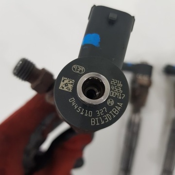 VSTŘIKOVACÍ TRYSKA INSIGNIA 2.0 CDTI A20DTH 0445110327