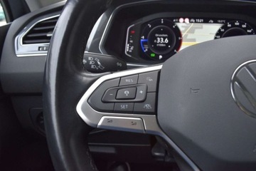 Volkswagen Tiguan II SUV Facelifting 2.0 TDI 200KM 2021 Volkswagen Tiguan TDI 200KM Allspace DSG 4x4 Elegance LEDMatrix Hak Panora, zdjęcie 12