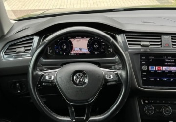Volkswagen Tiguan Allspace SUV 2.0 TDI 150KM 2021 Volkswagen Tiguan Allspace 2.0 TDI, 7 osob, AUTOMAT, 4X4, Bezwypadkowy Ser, zdjęcie 16