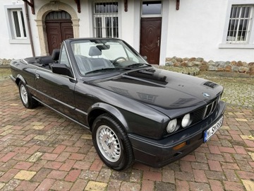 BMW Seria 3 E30 Cabrio 318 i 113KM 1992 BMW 318 1.8 113KM 93tys.km. z DE Oryginalny, zdjęcie 9