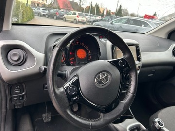 Toyota Aygo II Hatchback 5d 1.0 VVT-i 69KM 2016 Toyota Aygo 1.0 Benzyna uszkodzona 1.0 VVT EU6, zdjęcie 7