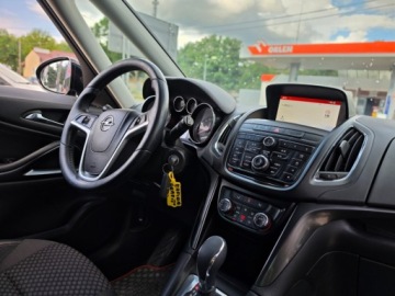 Opel Zafira C Tourer 1.4 Turbo ECOTEC 140KM 2016 Opel Zafira Opel Zafira 1.8b Automat 140KM 7-Foteli 1.4 Benzyna 140KM, zdjęcie 10