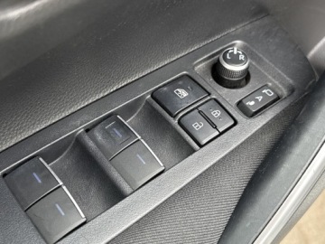 Toyota Corolla XII Sedan 1.6 Valvematic Dual VVT-i 132KM 2019 Toyota Corolla 1.6 Comfort Seria E21 (2019-) 1.6 C, zdjęcie 16