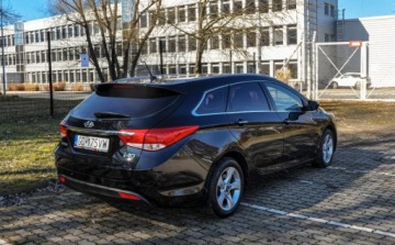 Hyundai i40 Kombi 1.7 CRDi HIGH 136KM 2013 Hyundai i40 2013 r. Bezwypadkowy 1.7 Diesel 136KM, zdjęcie 3