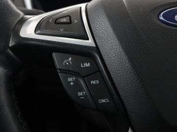 Ford Mondeo V Kombi 1.5 EcoBoost 165KM 2018 Ford Mondeo navi kamera tempomat grzane fotele, zdjęcie 30