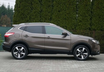 Nissan Qashqai II Crossover 1.6 DIG-T 163KM 2016 Nissan Qashqai Nissan Qashqai 1.6 DIG-T N-Connecta 1.6 Benzyna 163KM, zdjęcie 4