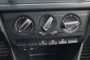 Seat Toledo IV Liftback Facelifting 1.0 EcoTSI 95KM 2018 Seat Toledo 1.0 TSI, Salon Polska, Serwis ASO, zdjęcie 12