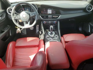 Alfa Romeo Giulia II Sedan Facelifting 2.0 Turbo 280KM 2022 Alfa Romeo Giulia 2022 2.0l 2.0 Benzyna 280KM, zdjęcie 8